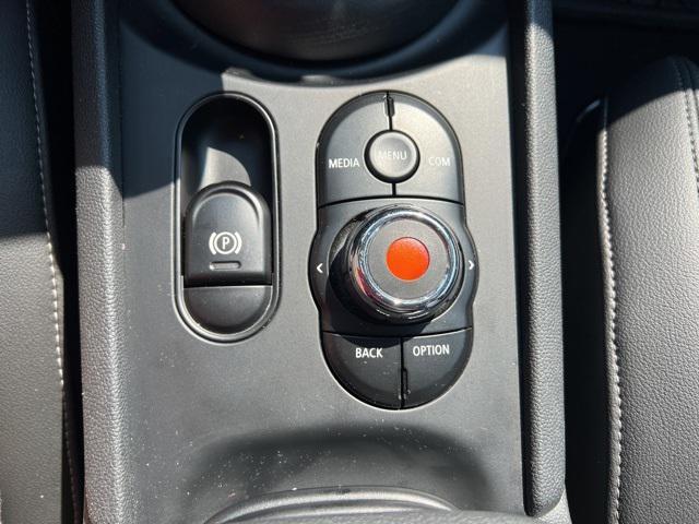 used 2019 MINI Clubman car, priced at $20,202