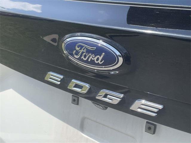 used 2021 Ford Edge car, priced at $17,997