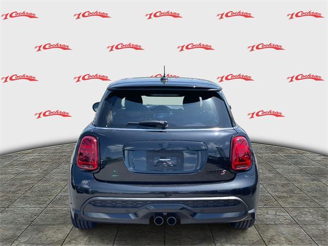 used 2023 MINI Hardtop car, priced at $25,552