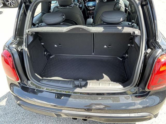 used 2023 MINI Hardtop car, priced at $25,552