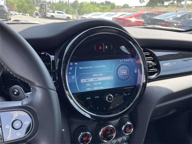 used 2023 MINI Hardtop car, priced at $25,552
