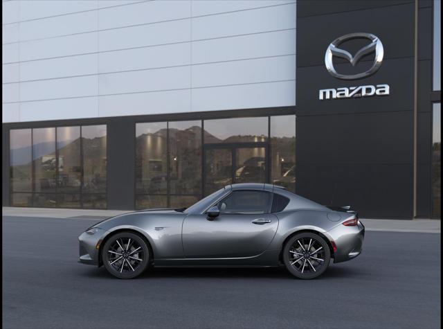 new 2024 Mazda MX-5 Miata RF car