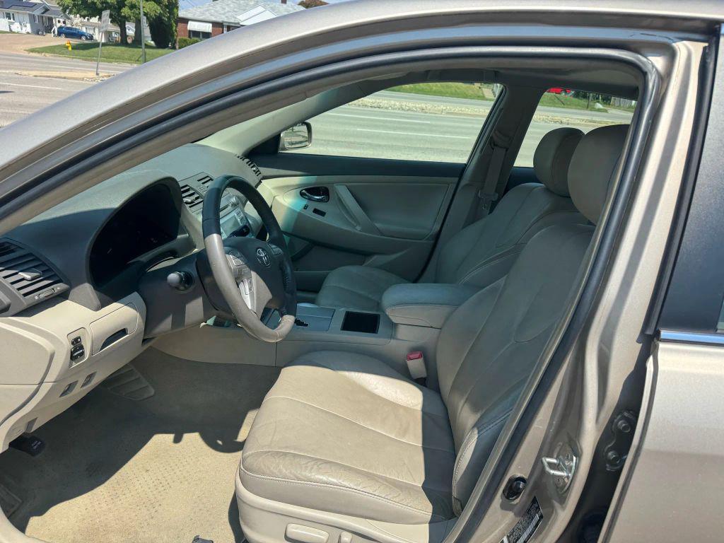 used 2009 Toyota Camry Hybrid car, priced at $9,485
