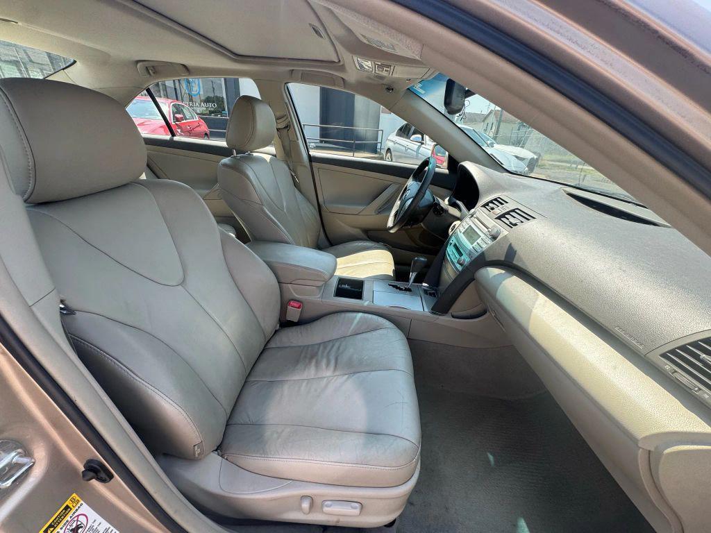 used 2009 Toyota Camry Hybrid car, priced at $9,485