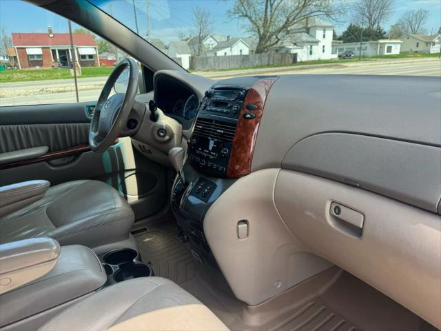 used 2004 Toyota Sienna car, priced at $7,999