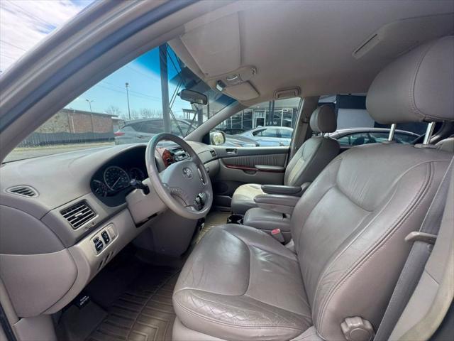 used 2004 Toyota Sienna car, priced at $7,999