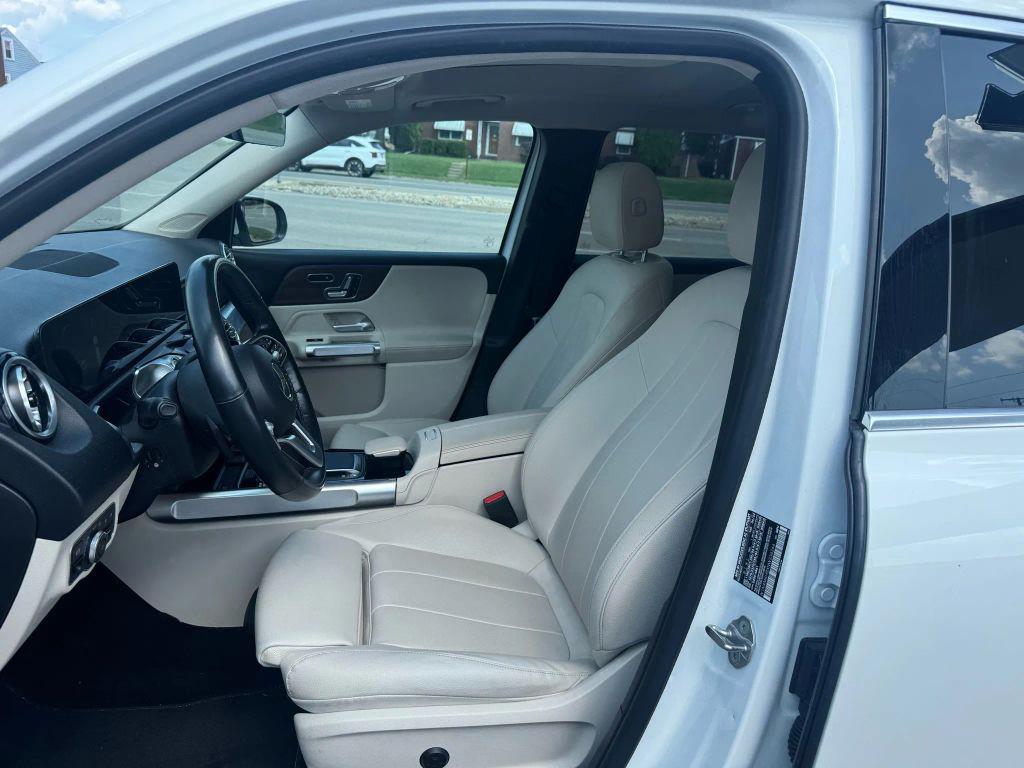 used 2022 Mercedes-Benz GLB 250 car, priced at $27,985
