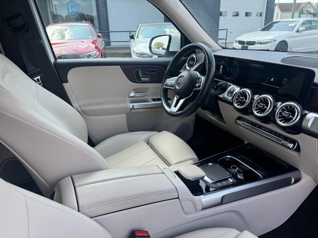 used 2022 Mercedes-Benz GLB 250 car, priced at $27,985