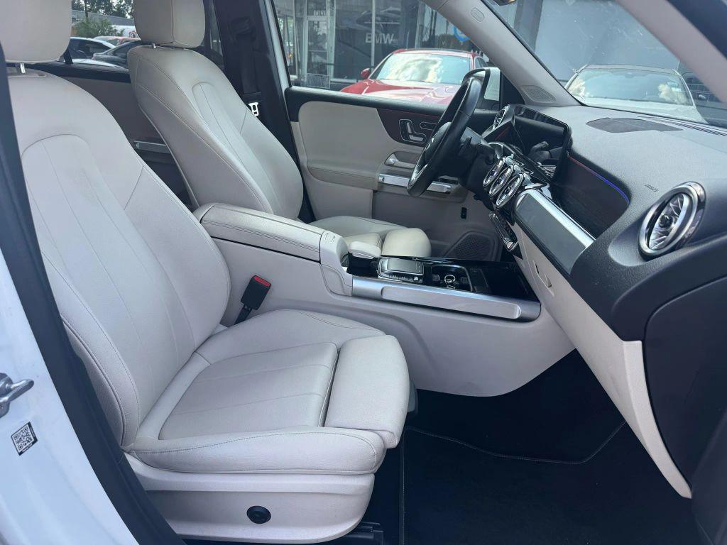 used 2022 Mercedes-Benz GLB 250 car, priced at $27,985