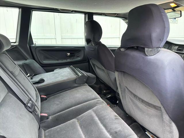 used 1998 Volvo V70 car, priced at $3,995