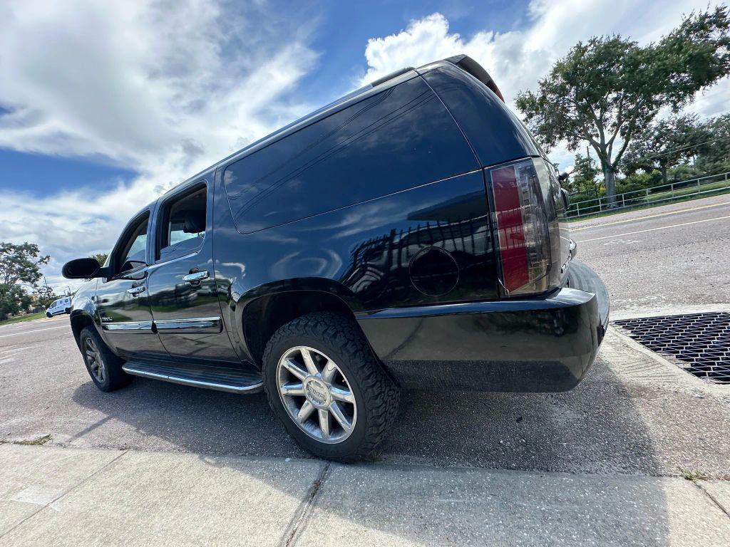 used 2007 GMC Yukon XL car, priced at $9,995