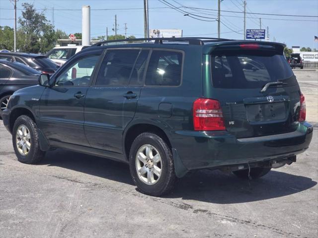 used 2001 Toyota Highlander car, priced at $4,995