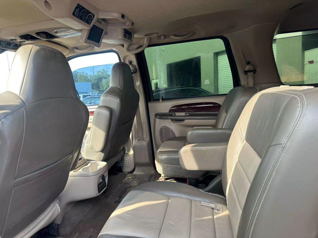 used 2004 Ford Excursion car, priced at $12,995