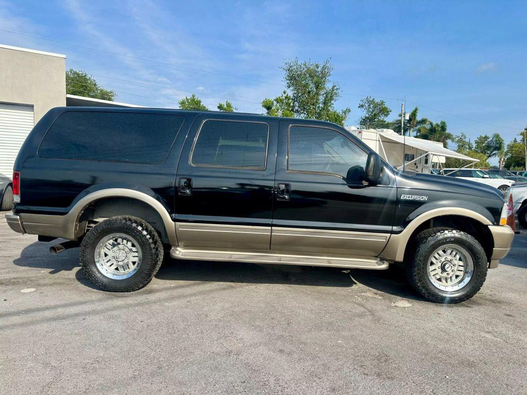 used 2004 Ford Excursion car, priced at $12,995