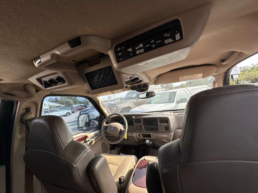 used 2004 Ford Excursion car, priced at $12,995