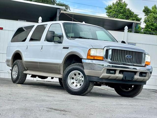 used 2000 Ford Excursion car, priced at $14,995