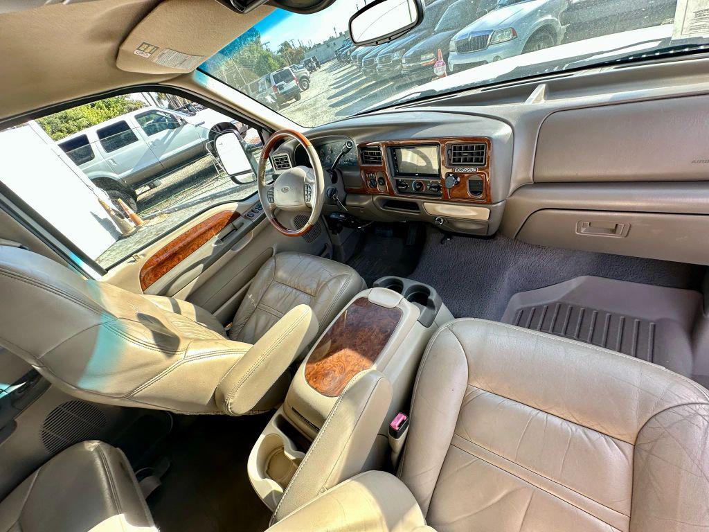 used 2000 Ford Excursion car, priced at $14,995