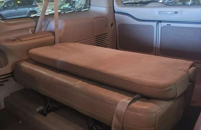 used 2000 Ford Excursion car, priced at $16,995