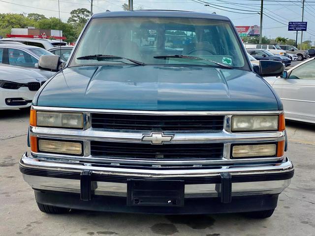 used 1994 Chevrolet Suburban car, priced at $6,995