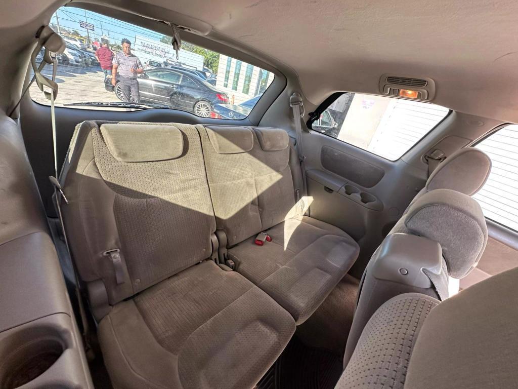 used 2007 Toyota Sienna car, priced at $4,995