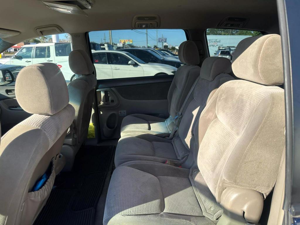 used 2007 Toyota Sienna car, priced at $4,995
