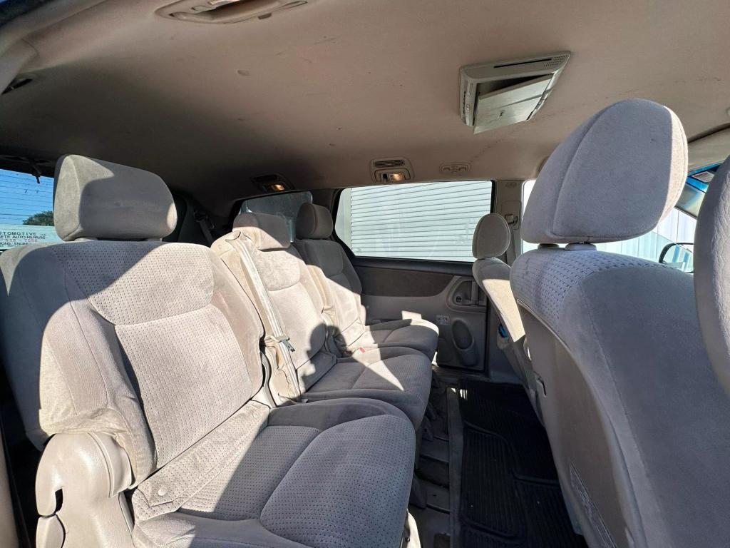 used 2007 Toyota Sienna car, priced at $4,995