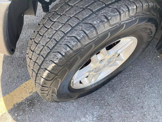 used 2000 Jeep Grand Cherokee car, priced at $3,995