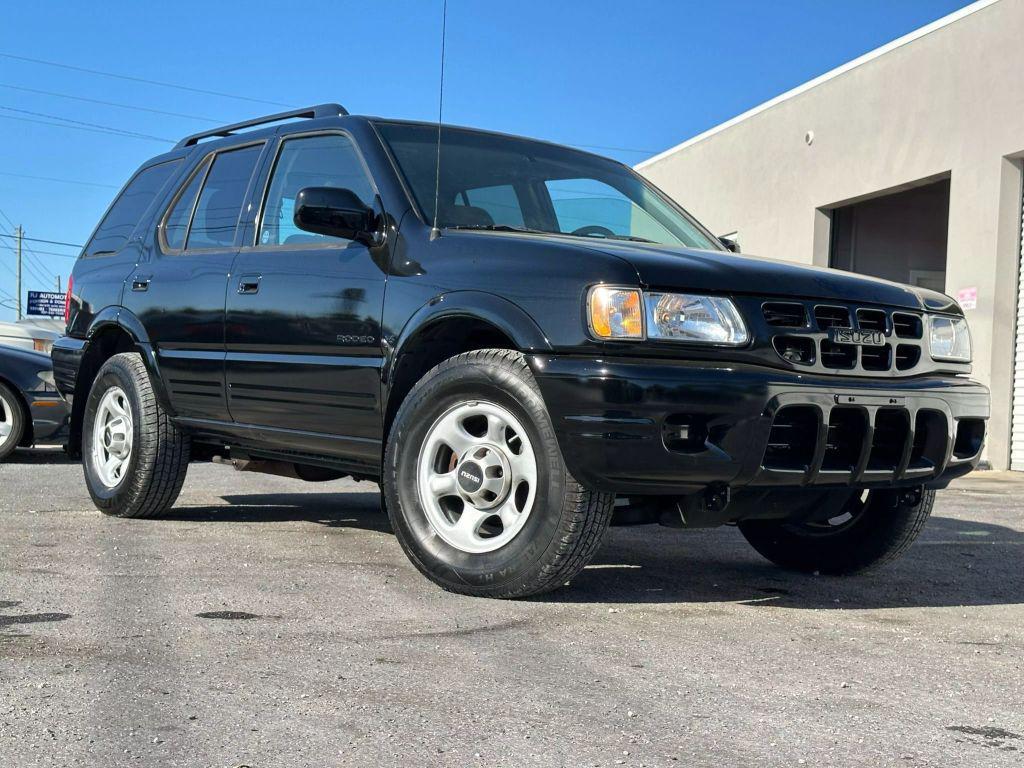 used 2001 Isuzu Rodeo car, priced at $4,995
