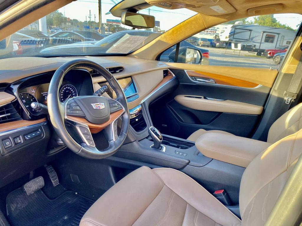 used 2019 Cadillac XT5 car, priced at $16,995