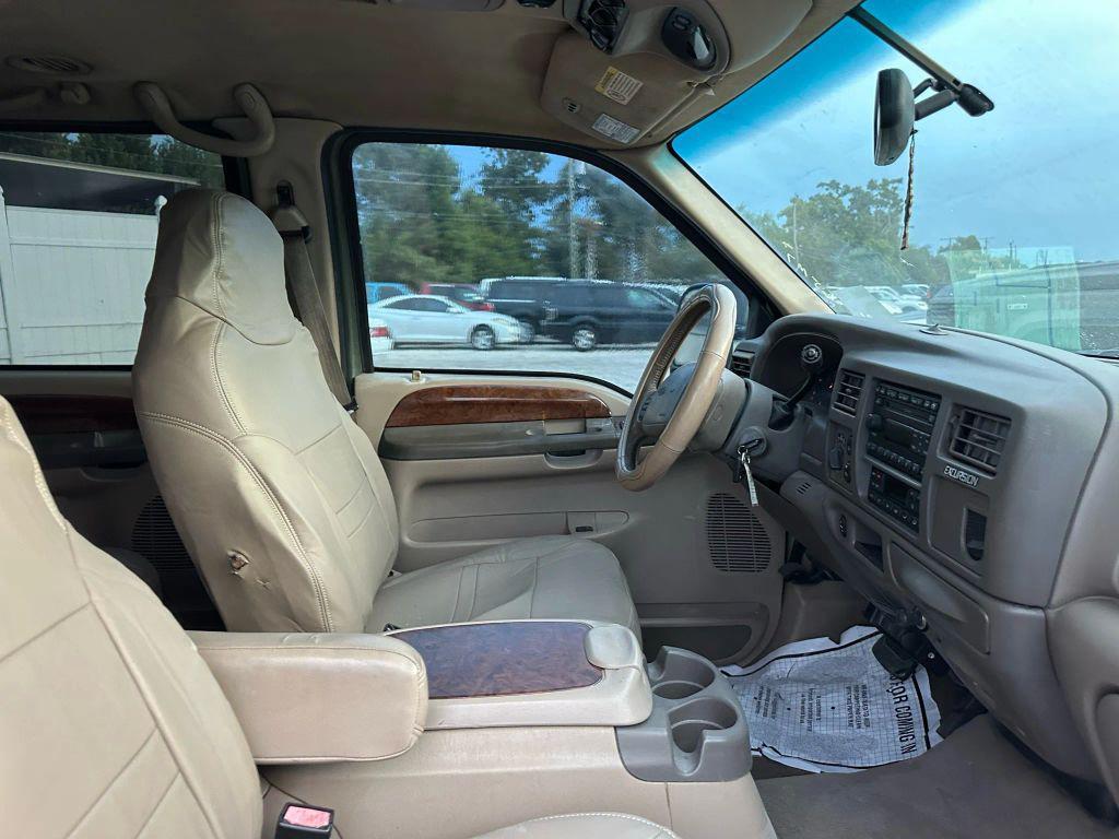 used 2002 Ford Excursion car, priced at $14,995