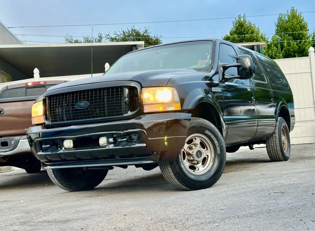 used 2002 Ford Excursion car, priced at $14,995