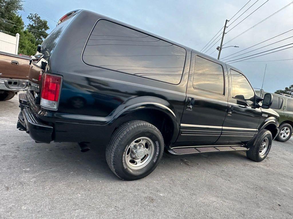 used 2002 Ford Excursion car, priced at $14,995