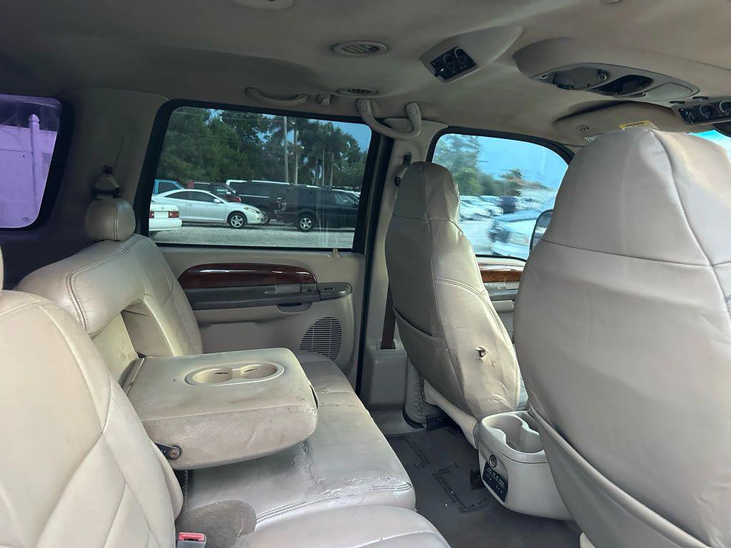 used 2002 Ford Excursion car, priced at $14,995