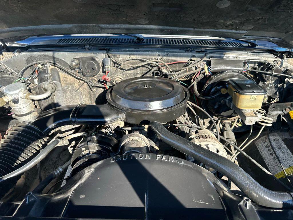 used 1989 Chevrolet Suburban car, priced at $12,995