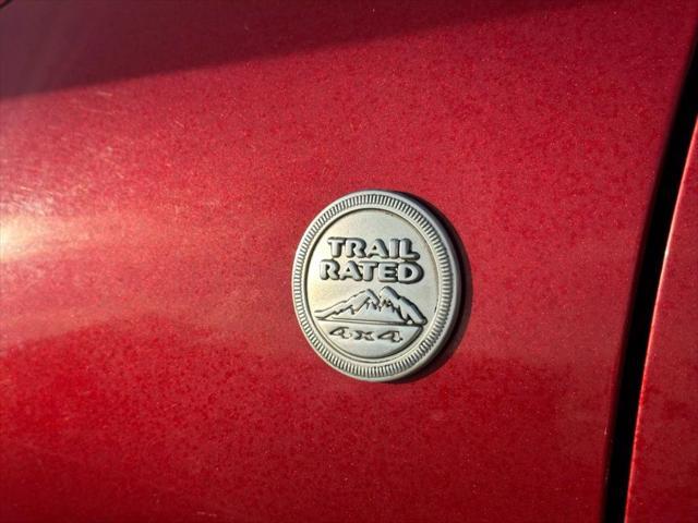 used 2011 Jeep Grand Cherokee car, priced at $5,995
