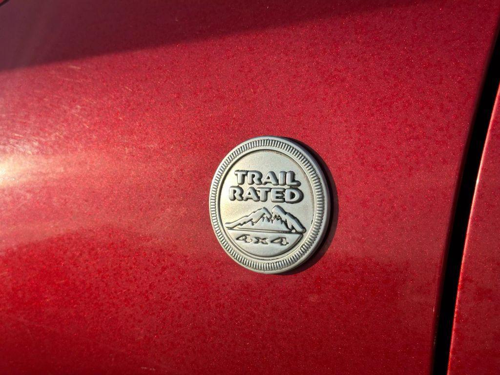 used 2011 Jeep Grand Cherokee car, priced at $5,995