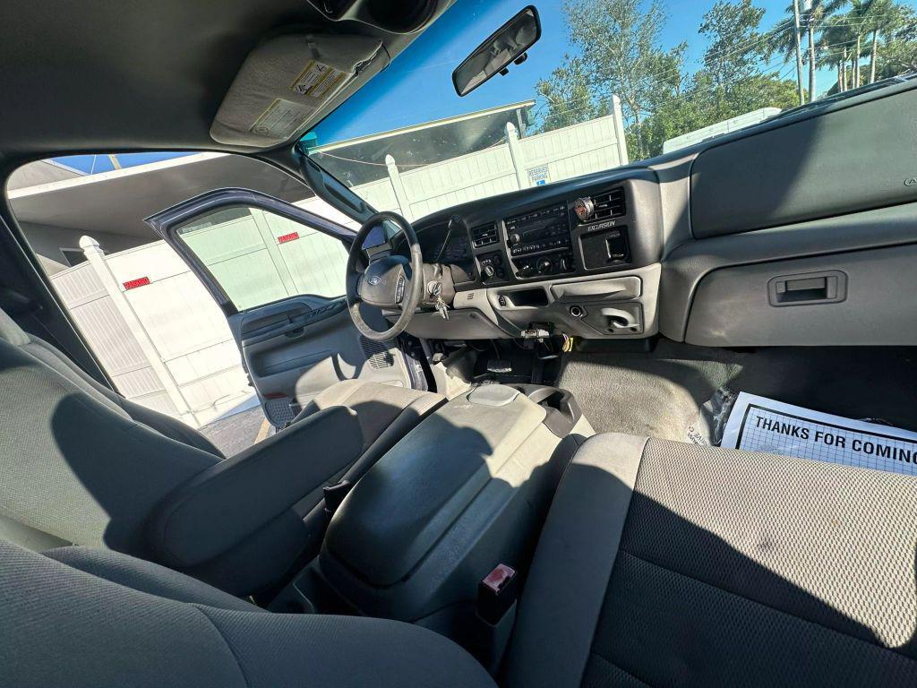 used 2005 Ford Excursion car, priced at $12,995