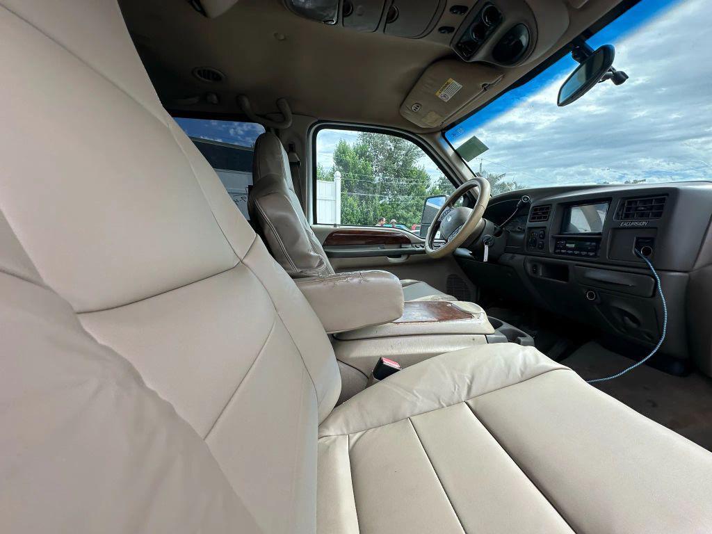 used 2002 Ford Excursion car, priced at $16,995