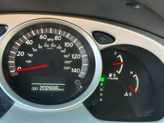 used 2006 Toyota Highlander Hybrid car, priced at $6,995