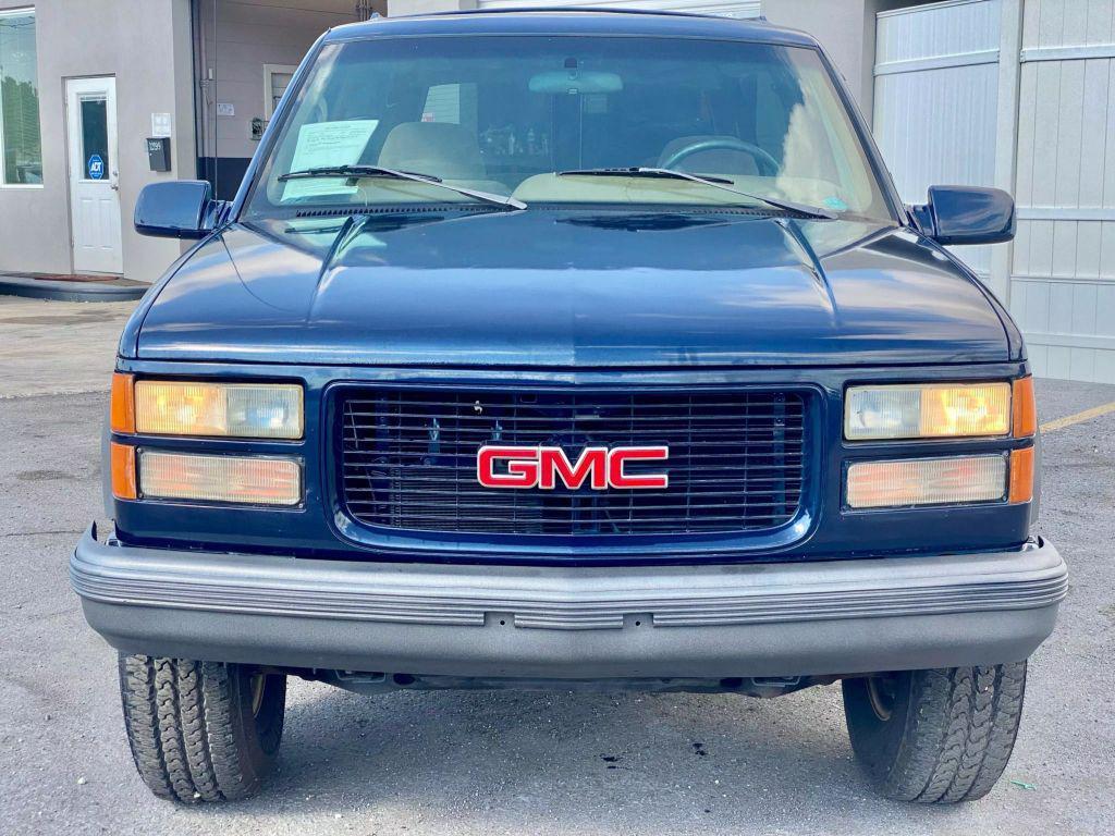 used 1995 GMC Yukon car, priced at $9,995