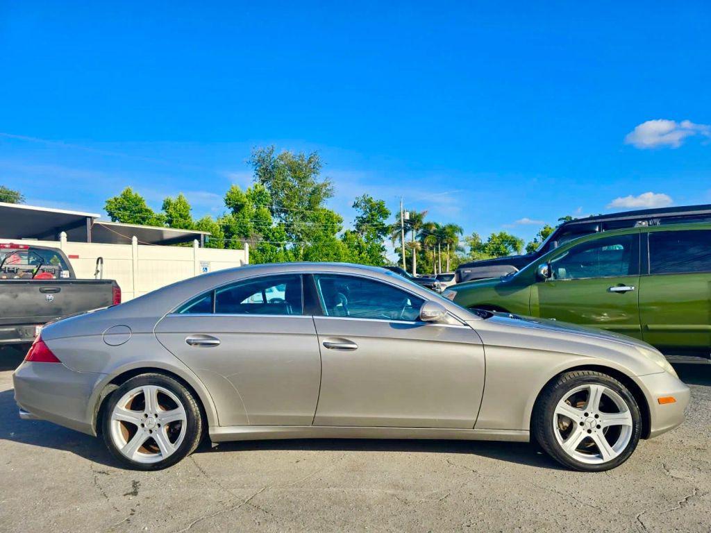 used 2007 Mercedes-Benz S-Class car, priced at $8,995
