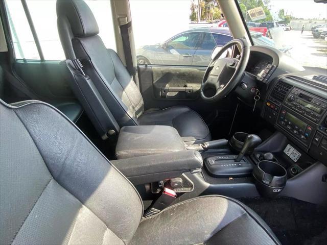 used 2004 Land Rover Discovery car, priced at $9,995