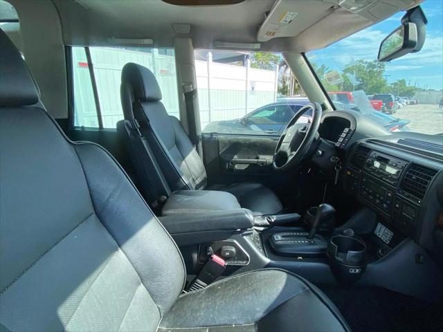 used 2004 Land Rover Discovery car, priced at $9,995