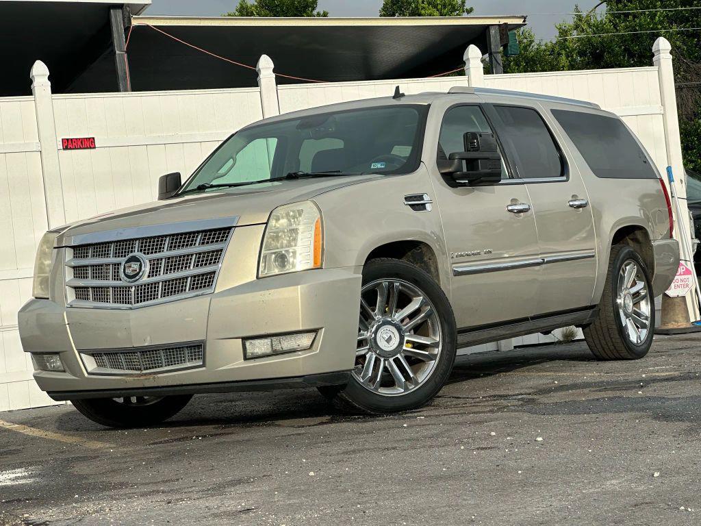 used 2008 Cadillac Escalade ESV car, priced at $8,995