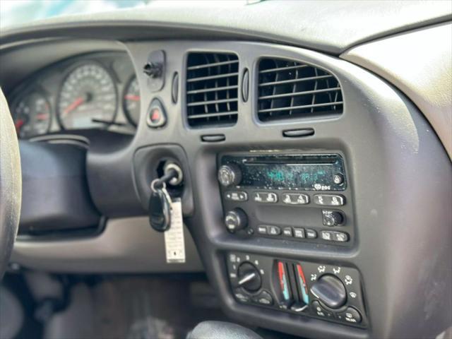 used 2002 Chevrolet Monte Carlo car, priced at $3,995