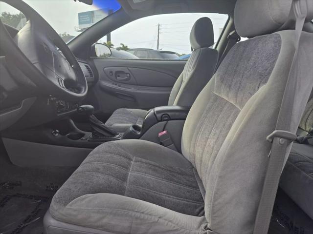 used 2002 Chevrolet Monte Carlo car, priced at $3,995