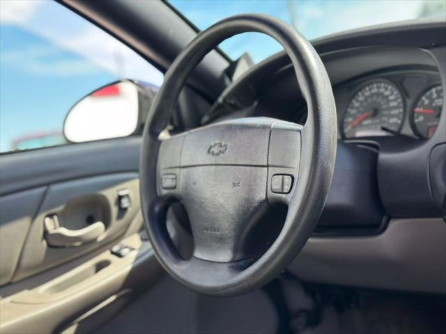 used 2002 Chevrolet Monte Carlo car, priced at $3,995