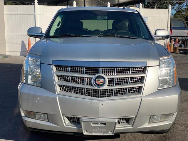 used 2013 Cadillac Escalade ESV car, priced at $14,995