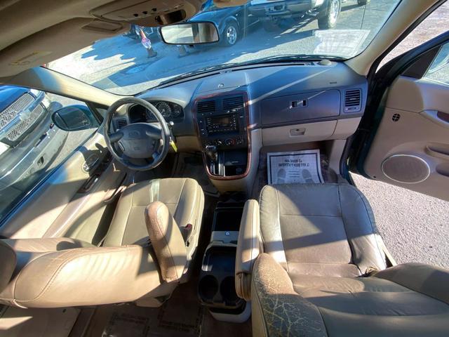 used 2003 Kia Sedona car, priced at $2,995