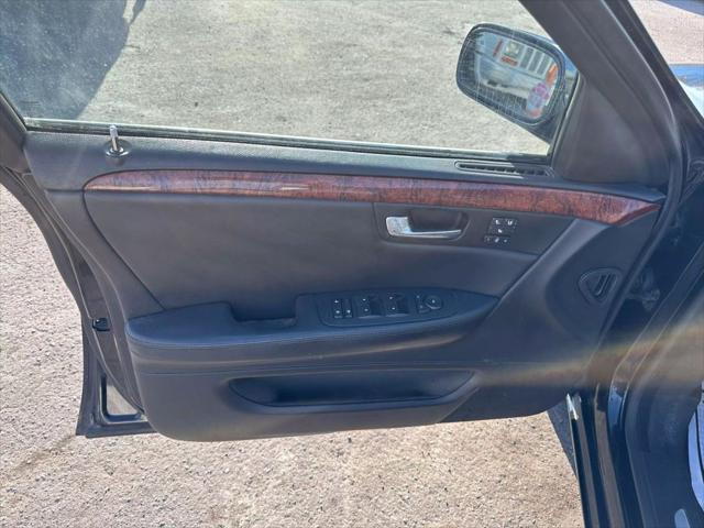 used 2007 Cadillac DTS car, priced at $4,995
